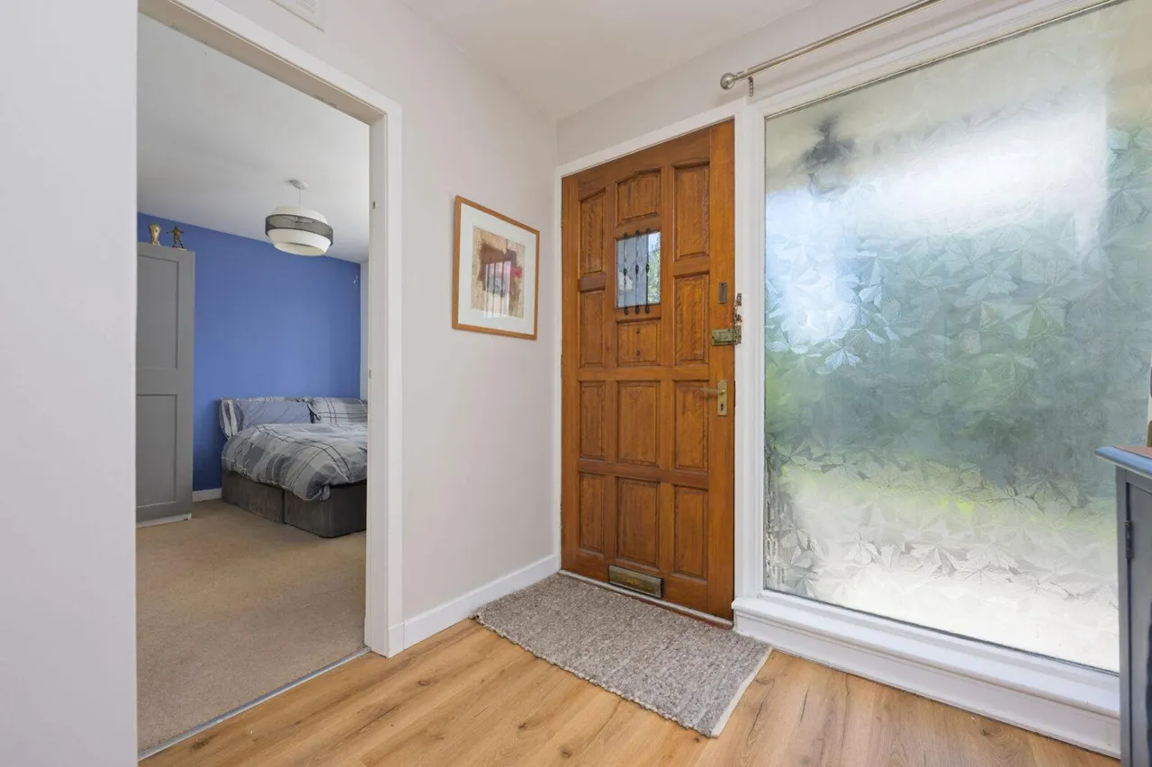 Castle Drive, Stenhousemuir, FK5 4DH, photo 4