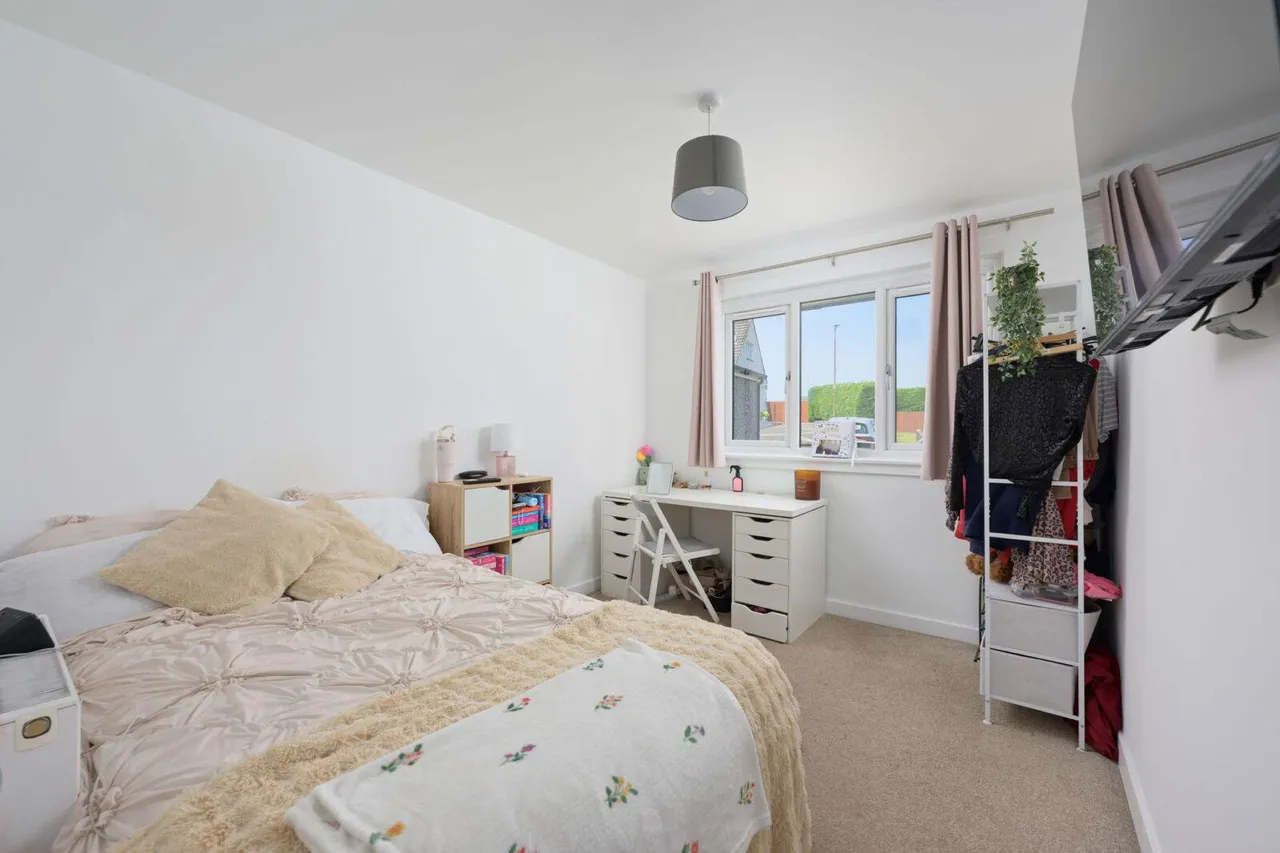 Castle Drive, Stenhousemuir, FK5 4DH, photo 21