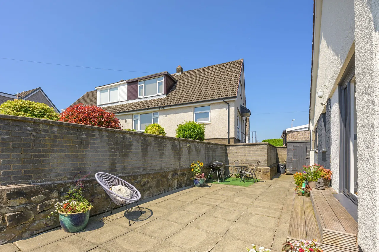 Castle Drive, Stenhousemuir, FK5 4DH, photo 24