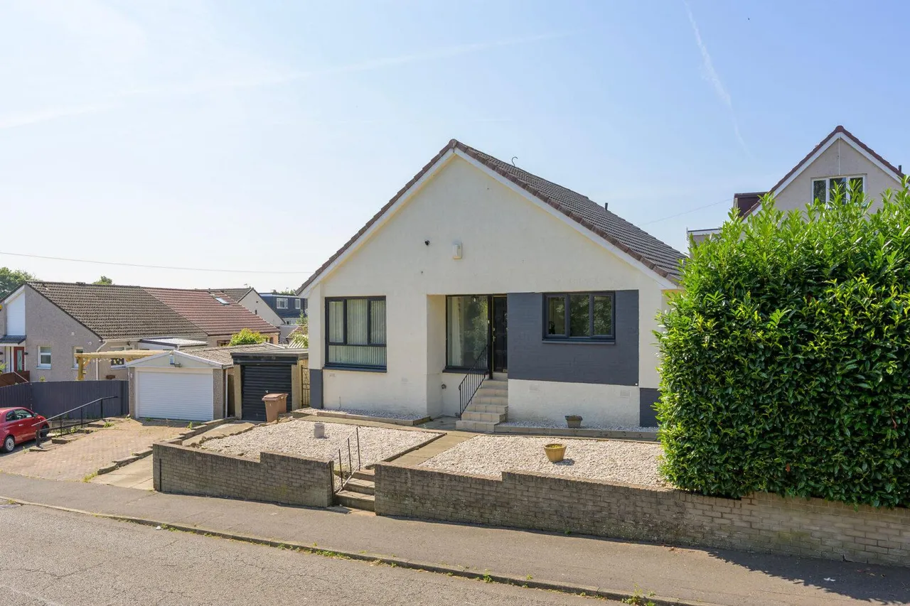 Castle Drive, Stenhousemuir, FK5 4DH, photo 31
