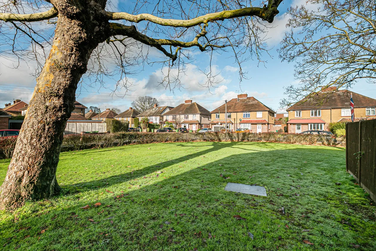 Berryscroft Road, Staines-upon-Thames, TW18, photo 14