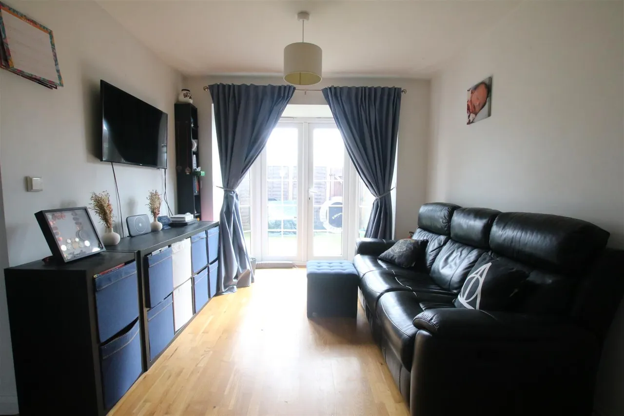 Kingston Road, Leatherhead, KT22, photo 8