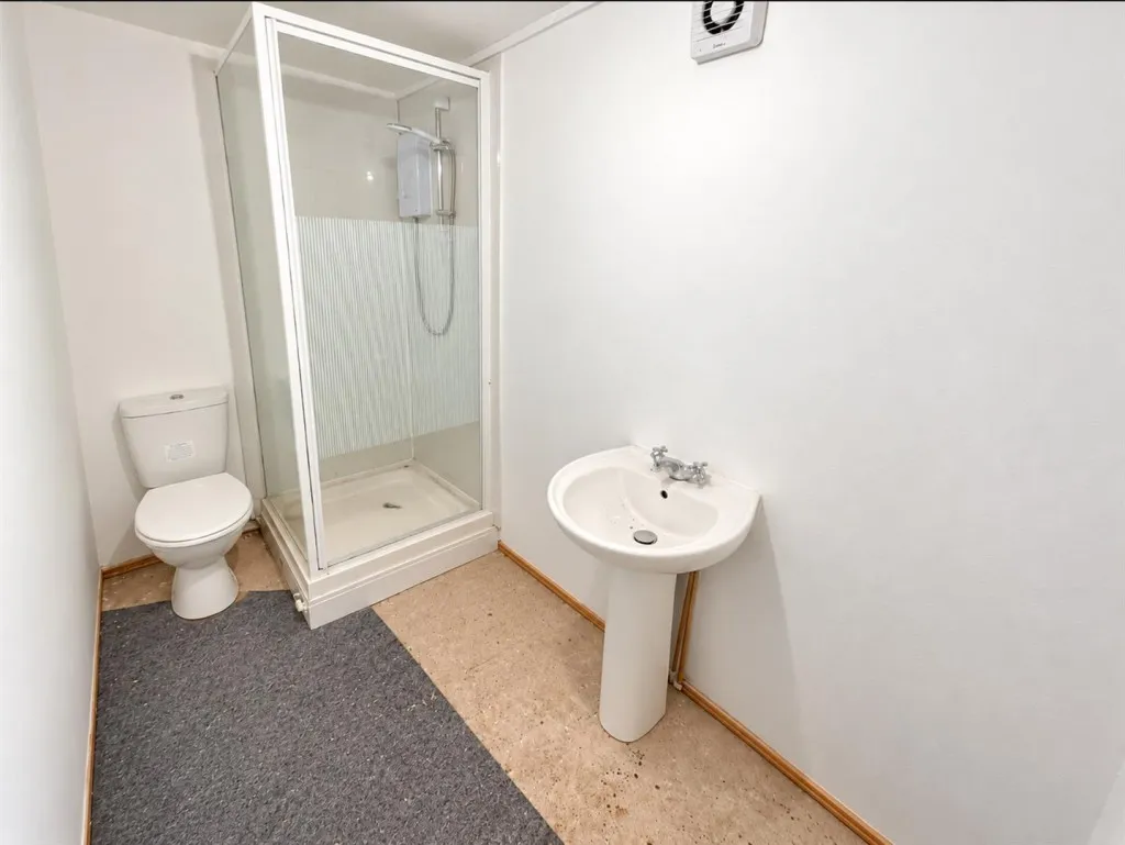 Northwood Crescent, Bradford, BD10, photo 6