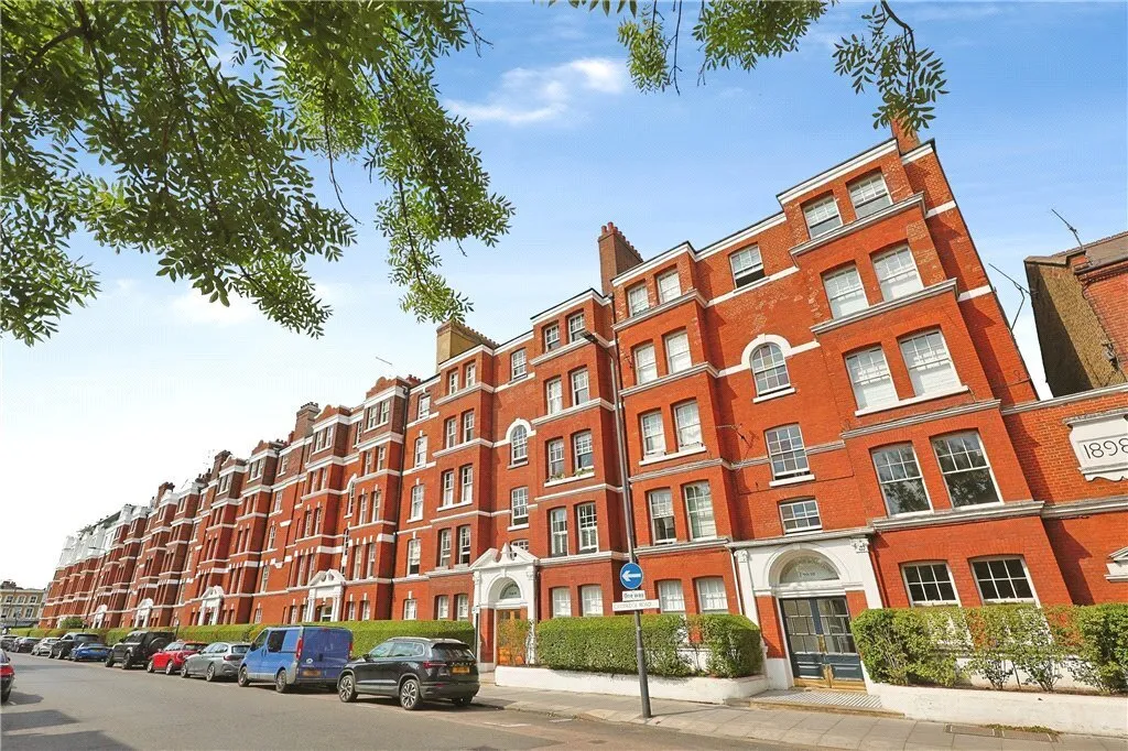 Cambridge Road, London, SW11, photo 16