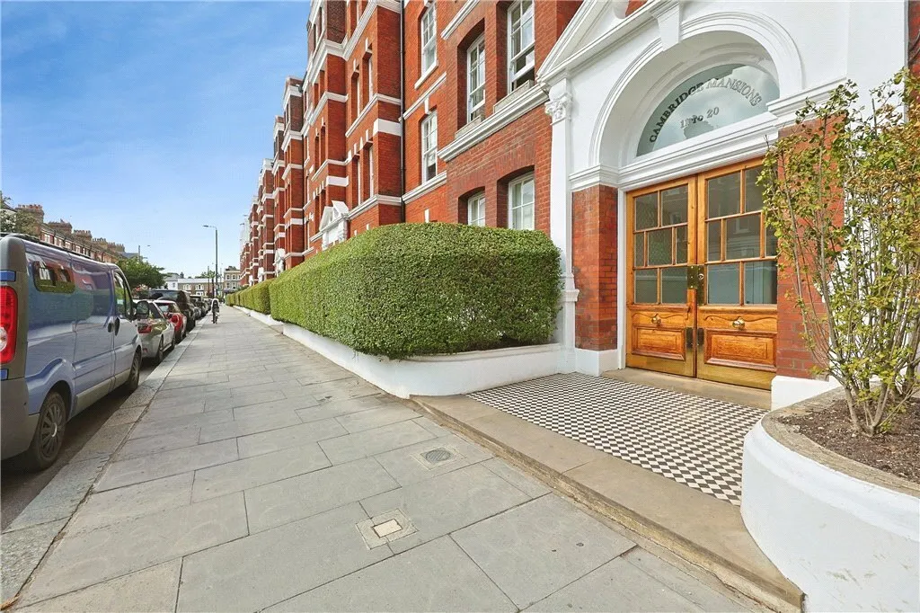 Cambridge Road, London, SW11, photo 4