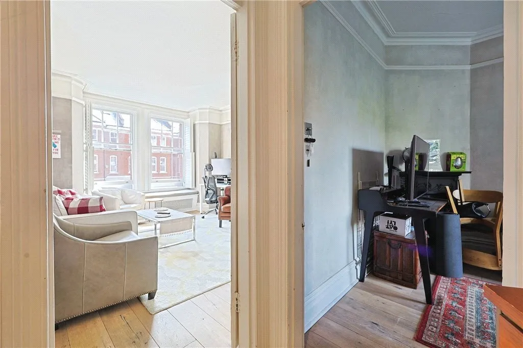 Cambridge Road, London, SW11, photo 18