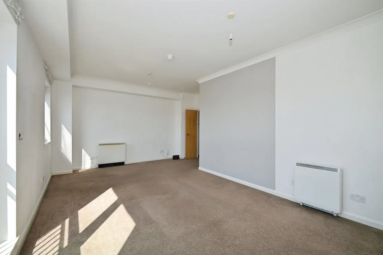 Ravenscroft, Broxbourne, EN10, photo 7