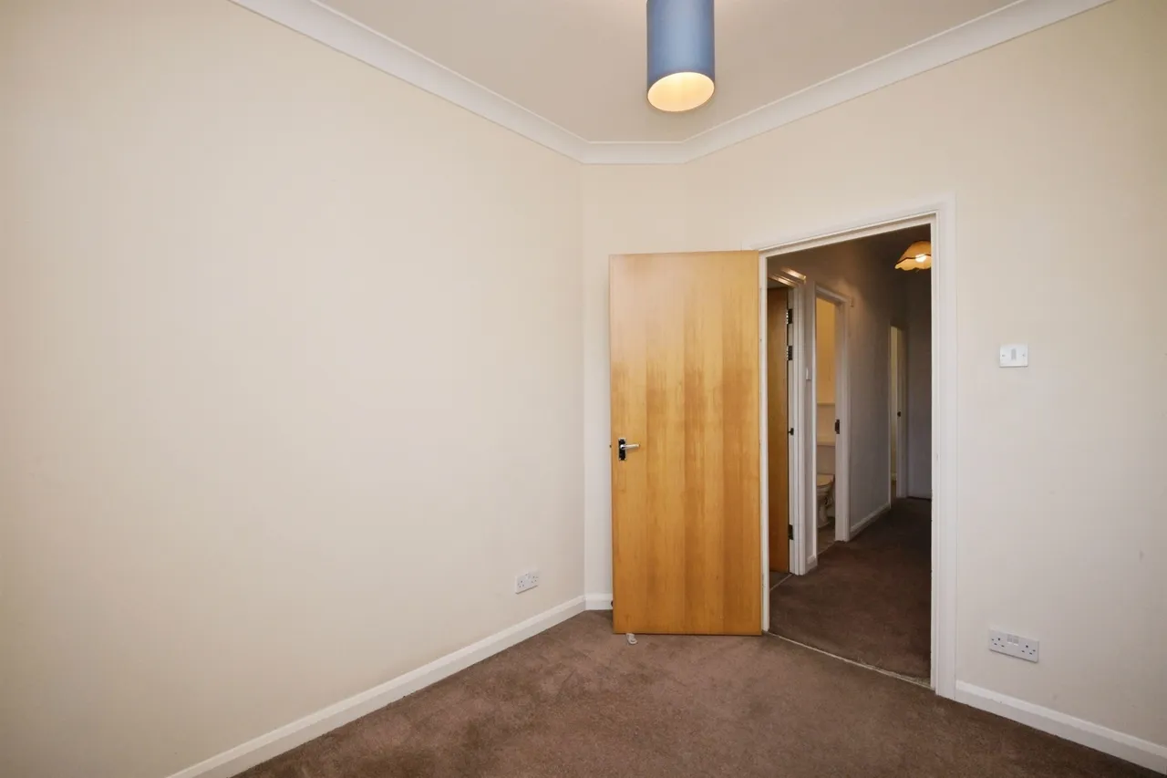 Ravenscroft, Broxbourne, EN10, photo 11