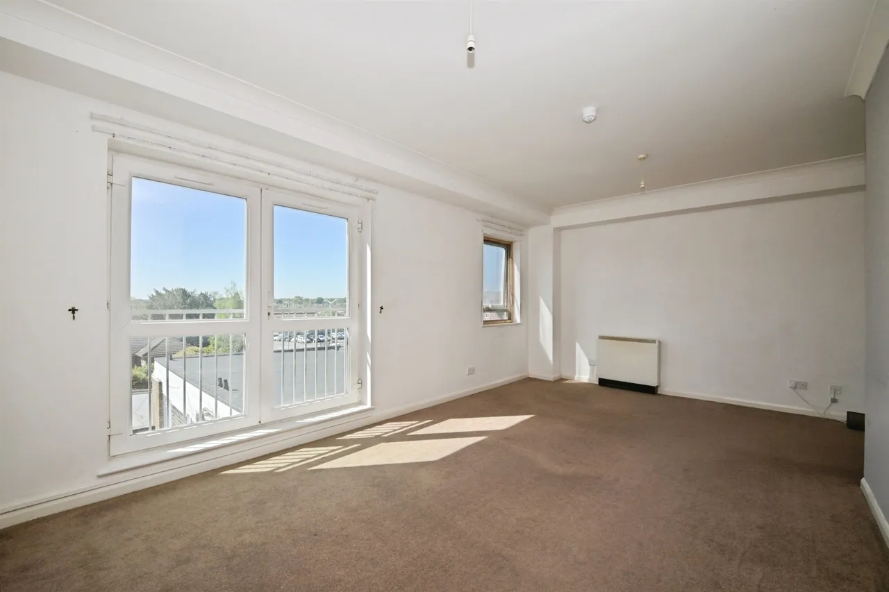 Ravenscroft, Broxbourne, EN10, photo 6