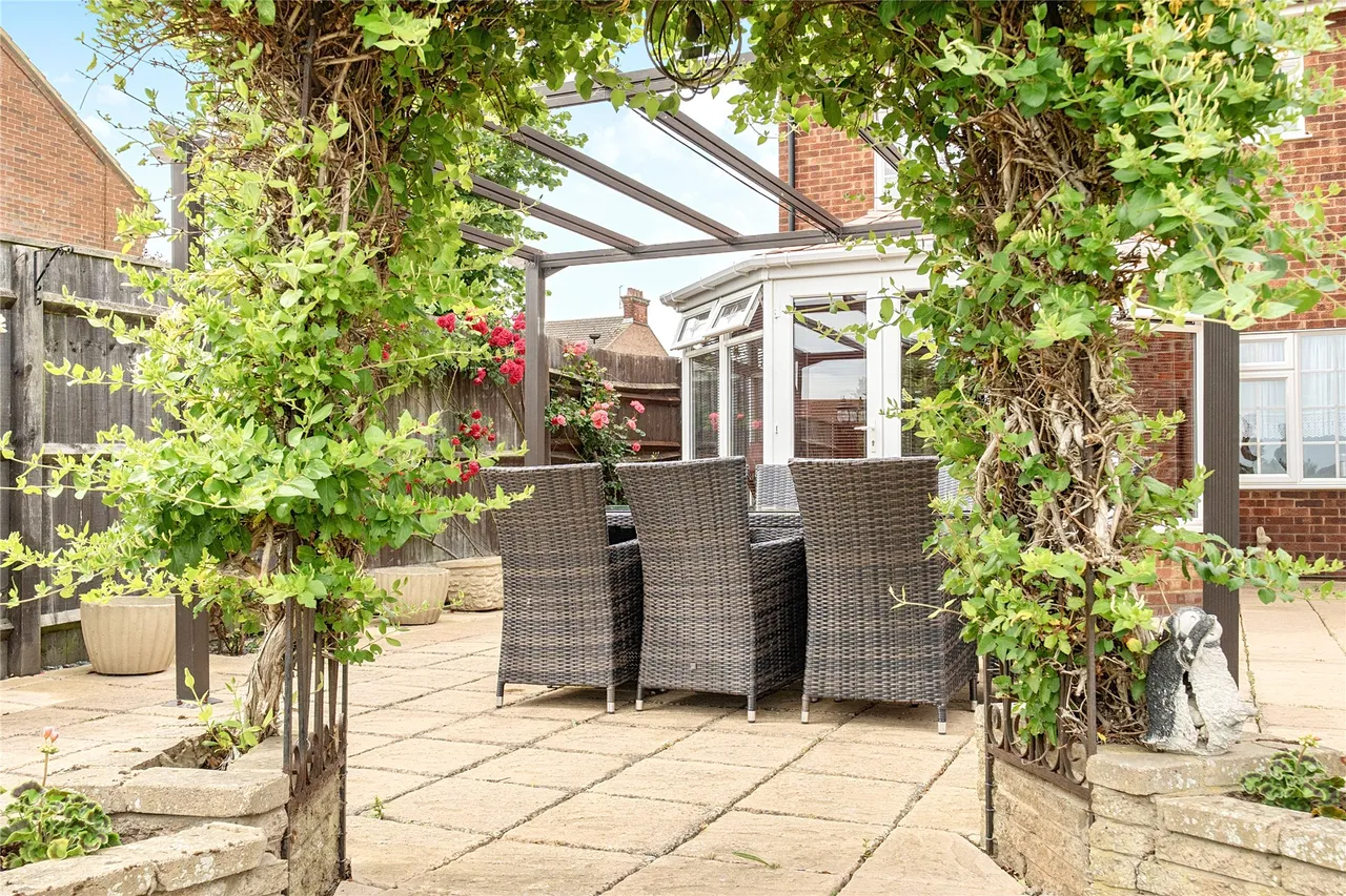 Bedford Road, Wootton, MK43, photo 11