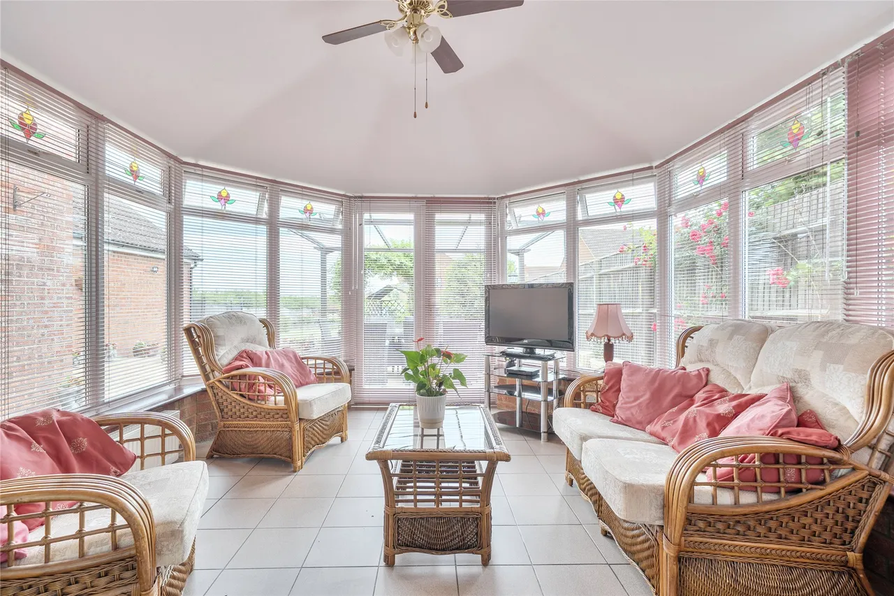 Bedford Road, Wootton, MK43, photo 10