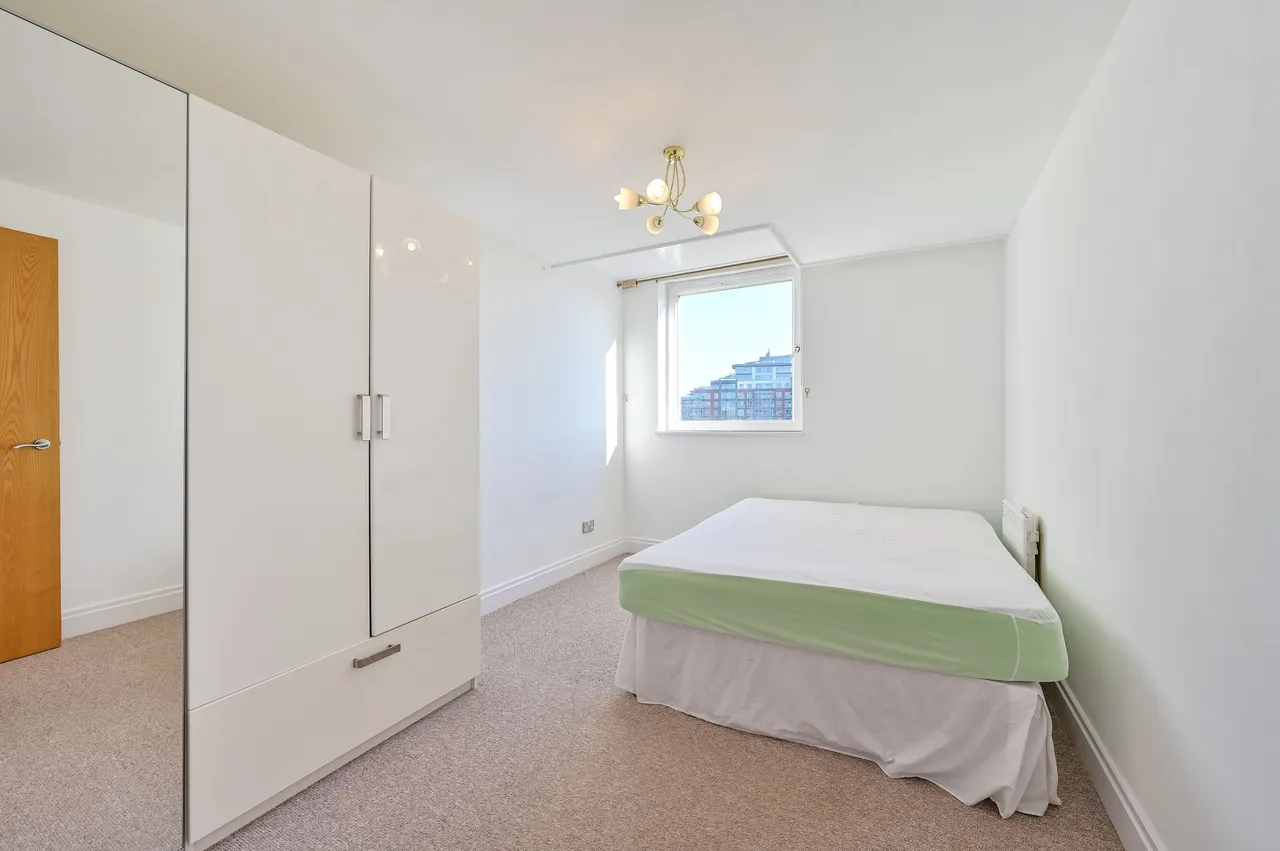 London, SW18, photo 11