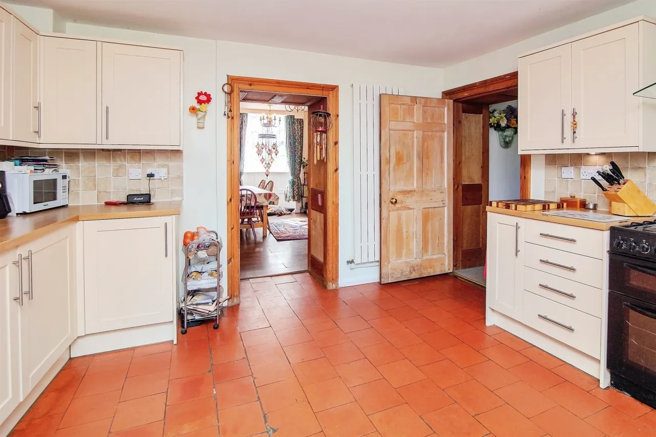 Chancery Lane, Kettering, NN14, photo 5