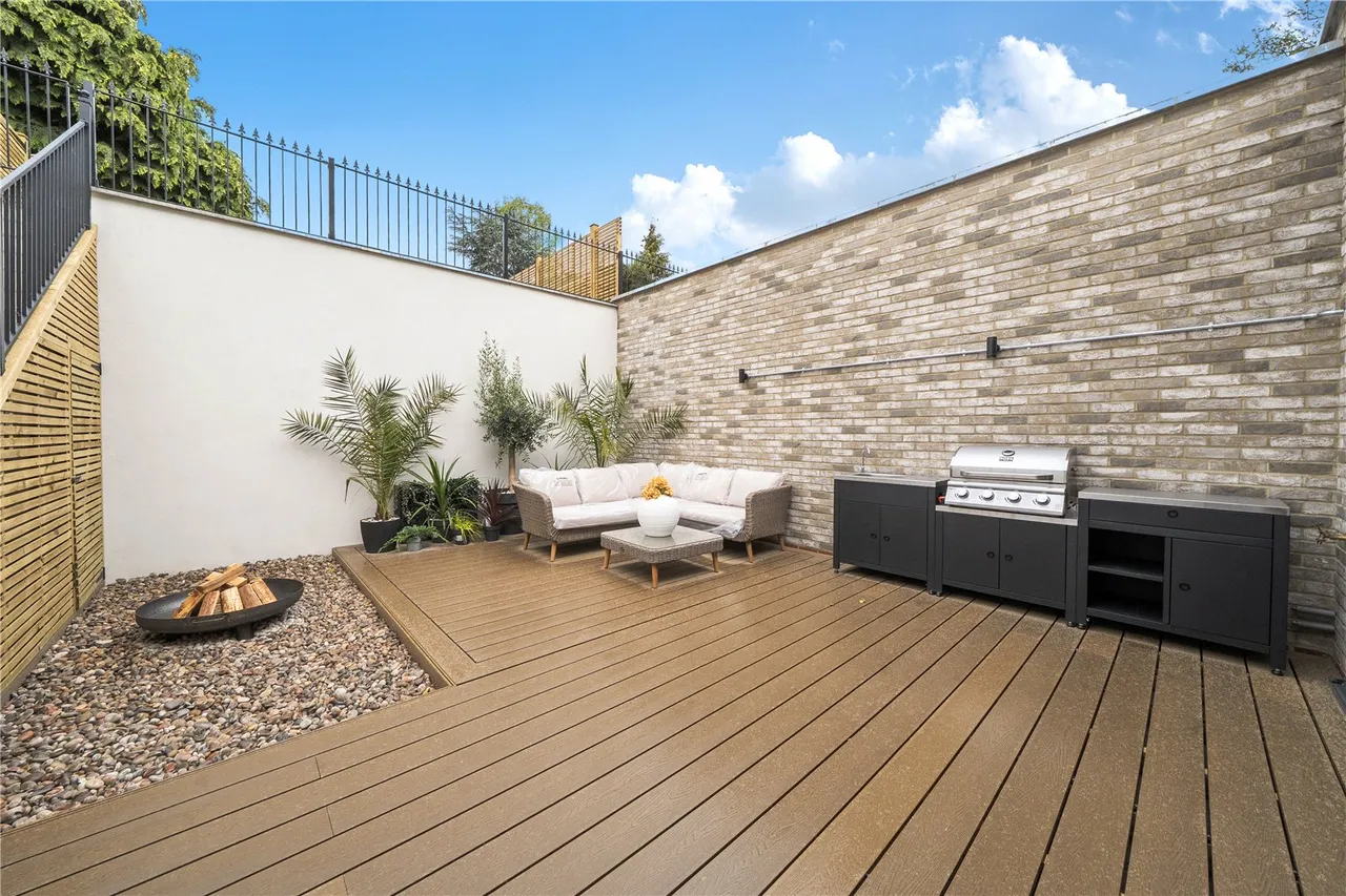 Creswick Road, London, W3, photo 11