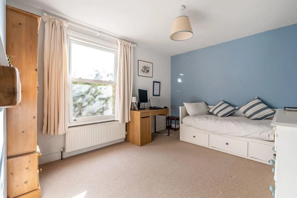 Spring Gardens, Dorking, RH4, photo 9