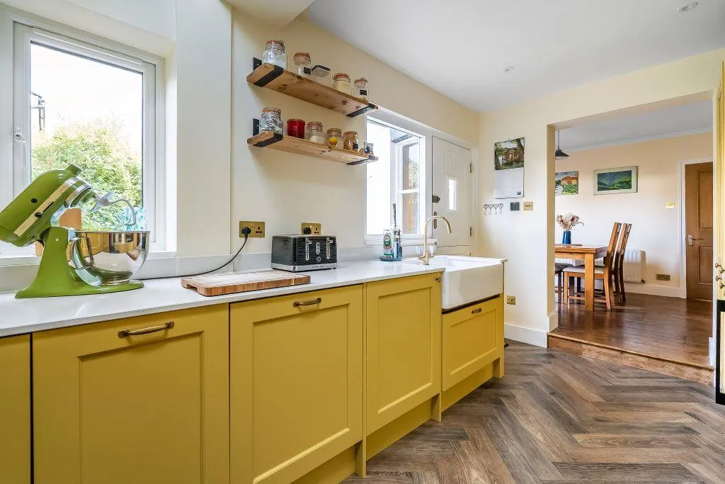 Spring Gardens, Dorking, RH4, photo 15