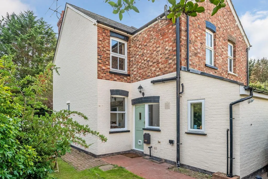 Spring Gardens, Dorking, RH4, photo 10