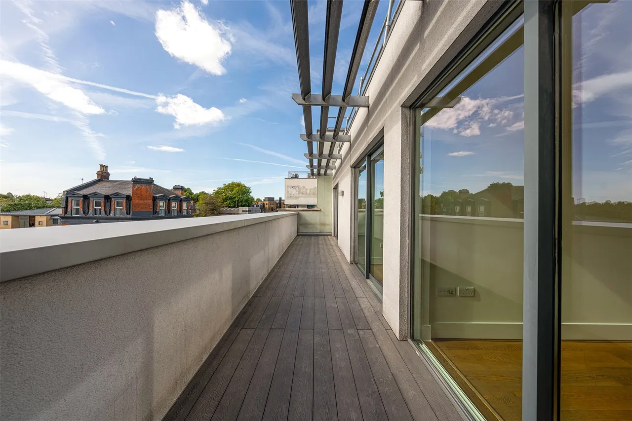 3 bed flat to rent — Jamestown Road, London, NW1