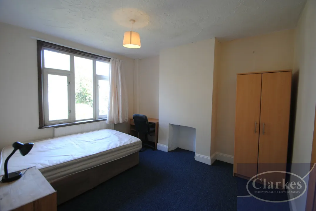 Elmes Road, Winton, photo 6