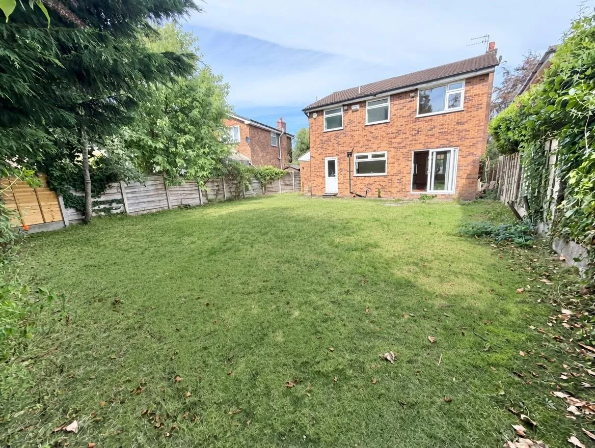 Mainwaring Drive, Wilmslow, SK9, photo 10