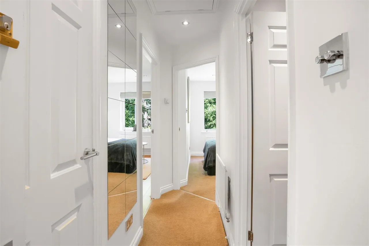 46-48 The Crescent, Belmont, Sutton, Surrey, SM2 6BJ, photo 5