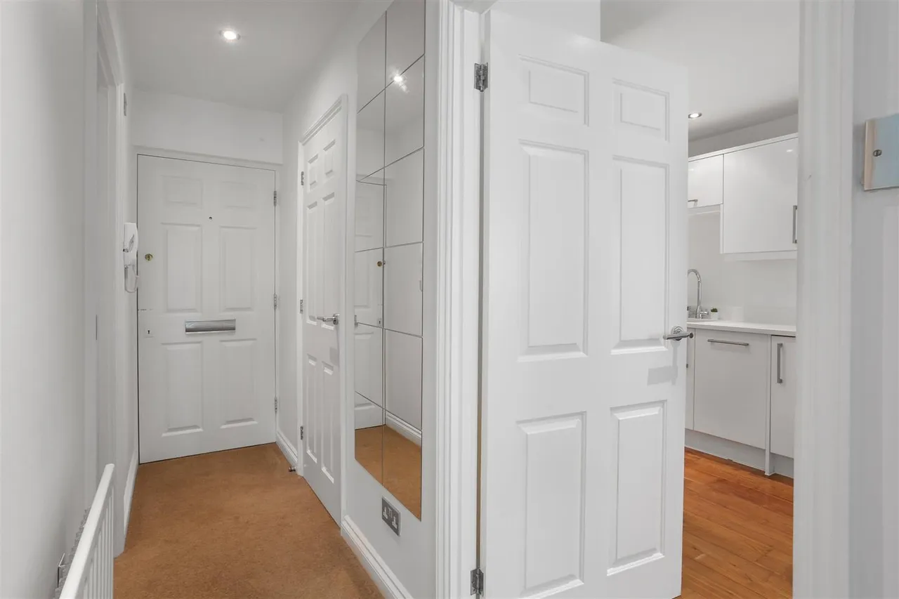 46-48 The Crescent, Belmont, Sutton, Surrey, SM2 6BJ, photo 6