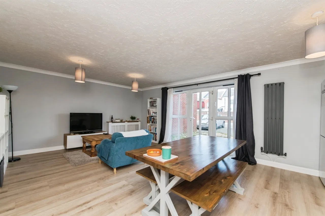 Retail Park Close, Exeter, EX2, photo 4