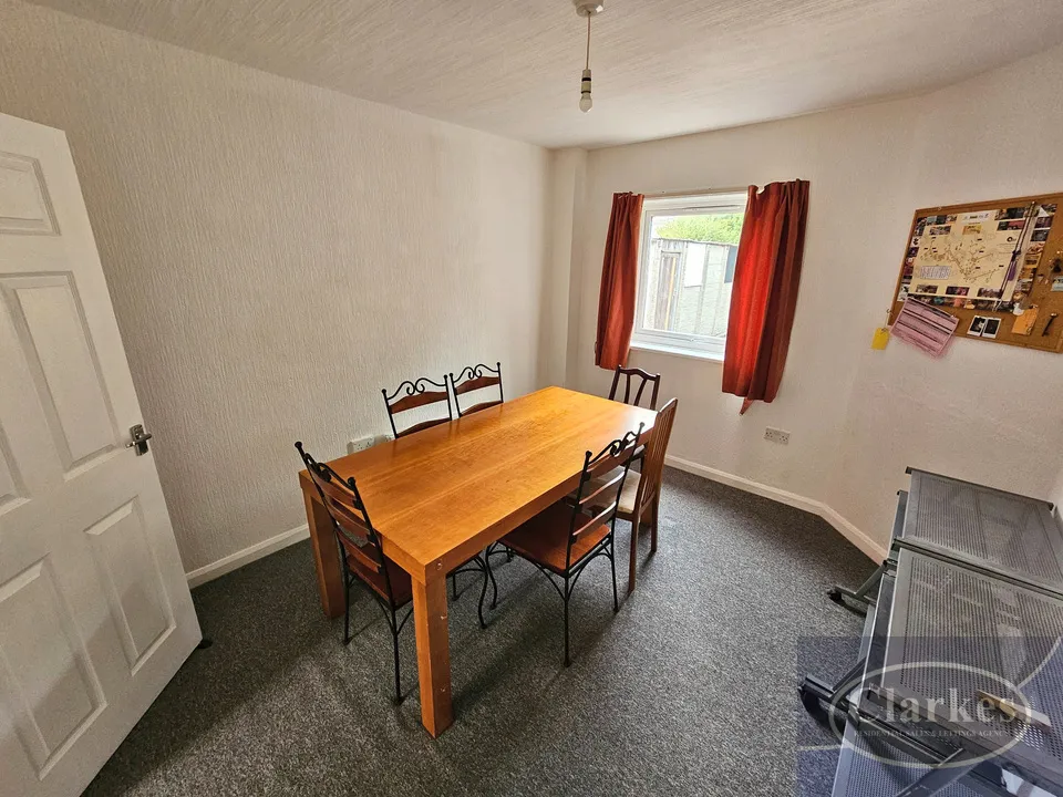 Castle Road, Bournemouth, photo 4
