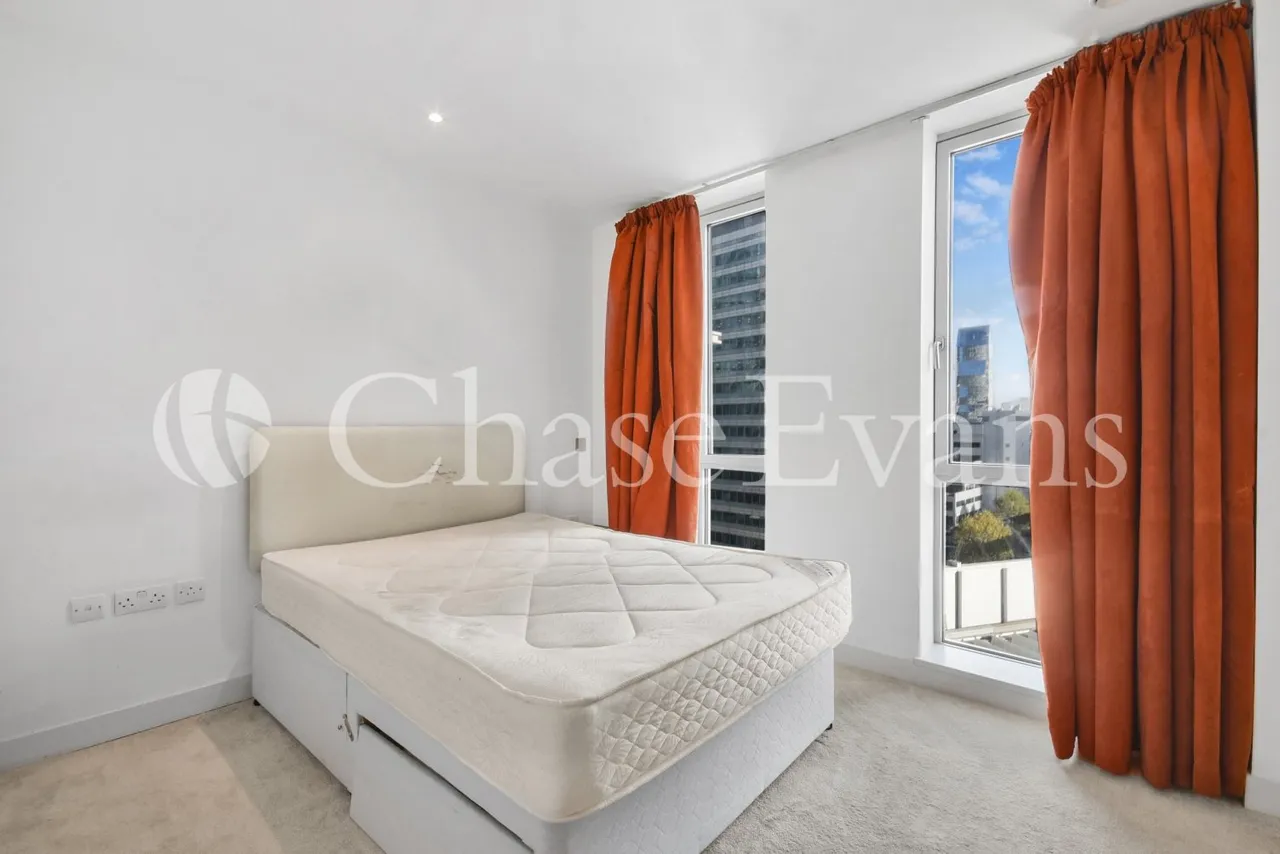 West Tower, 1 Pan Peninsula, Pan Peninsula Square, Canary Wharf, E14, photo 6