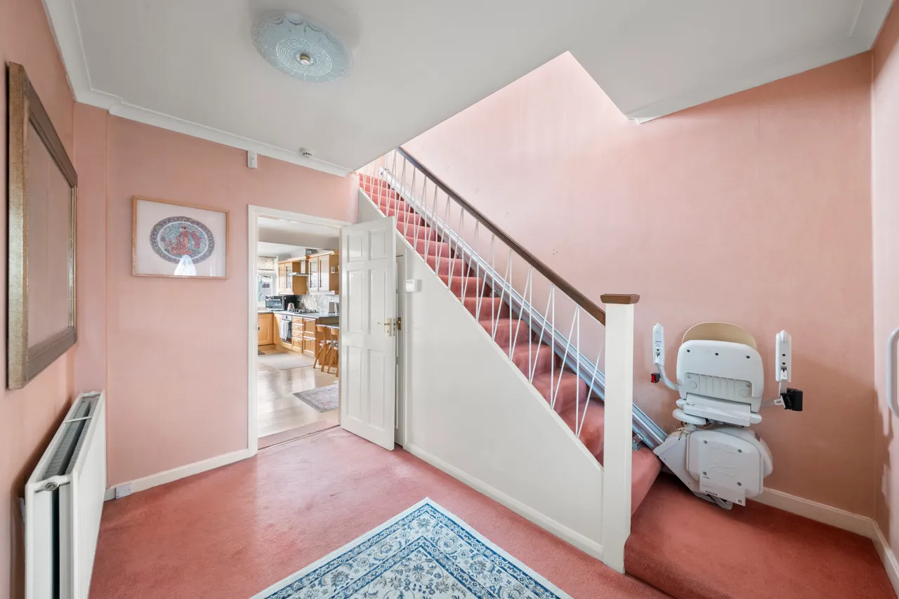 Doncaster Drive, Northolt, UB5, photo 14
