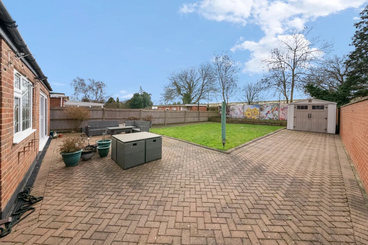 Doncaster Drive, Northolt, UB5, photo 22