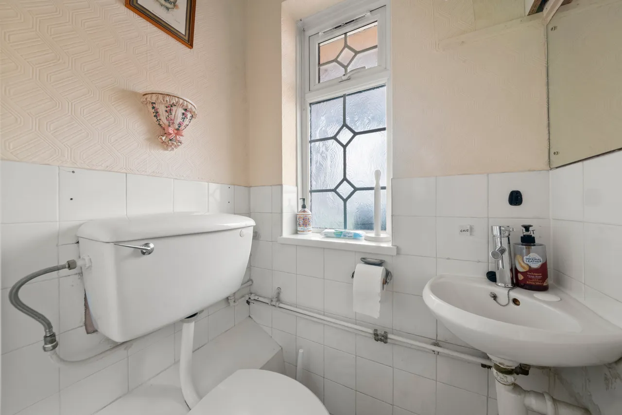 Doncaster Drive, Northolt, UB5, photo 16