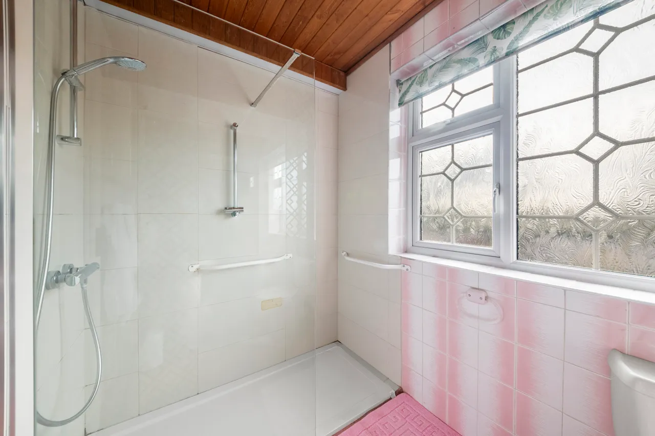 Doncaster Drive, Northolt, UB5, photo 20