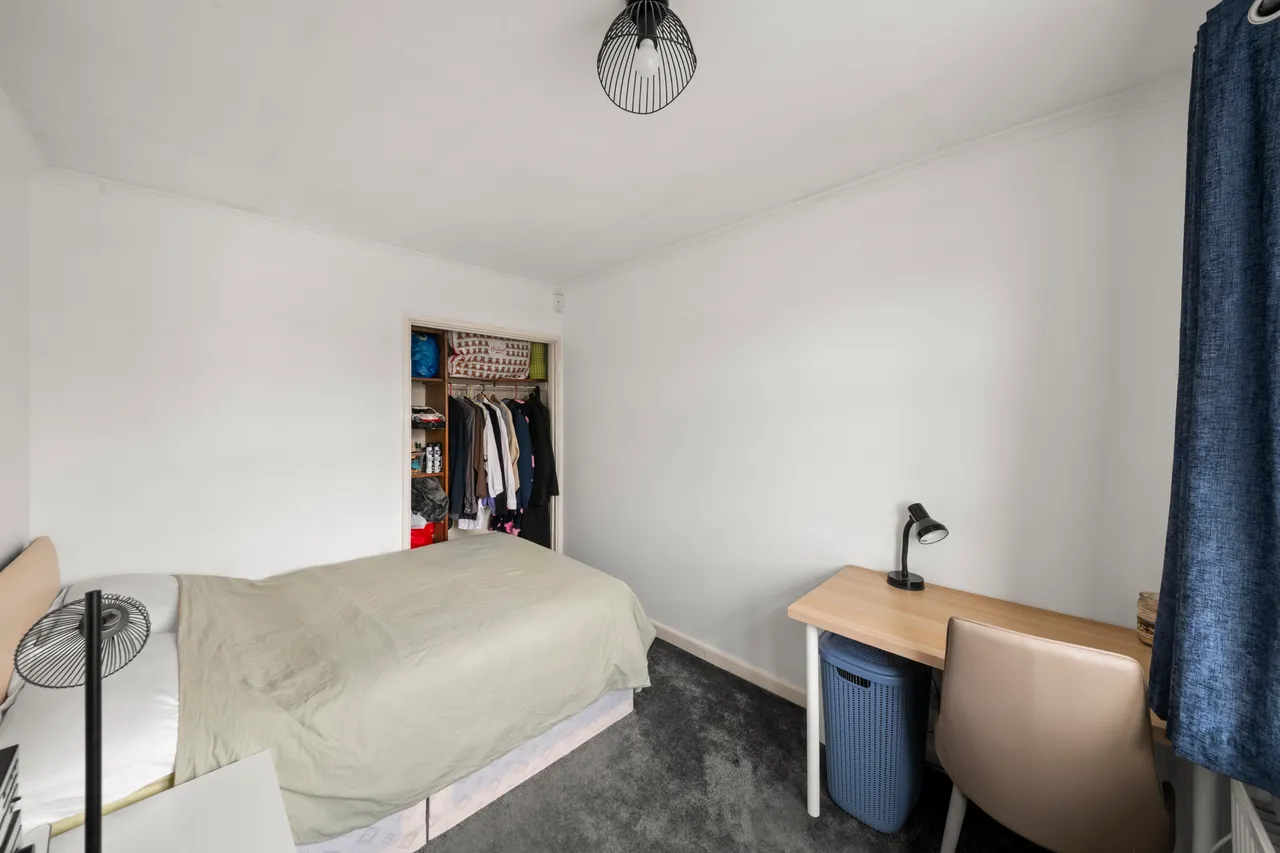 Doncaster Drive, Northolt, UB5, photo 11