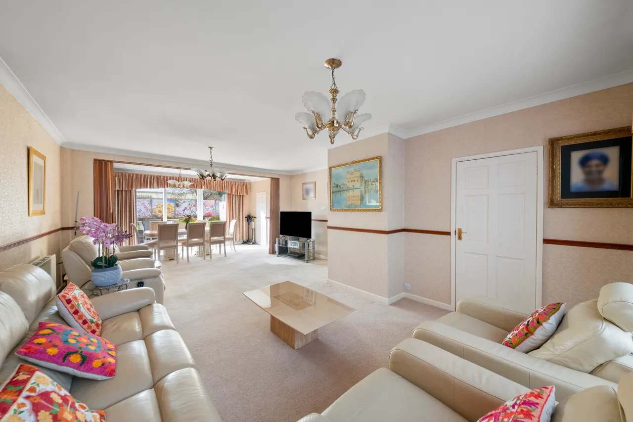 Doncaster Drive, Northolt, UB5, photo 5