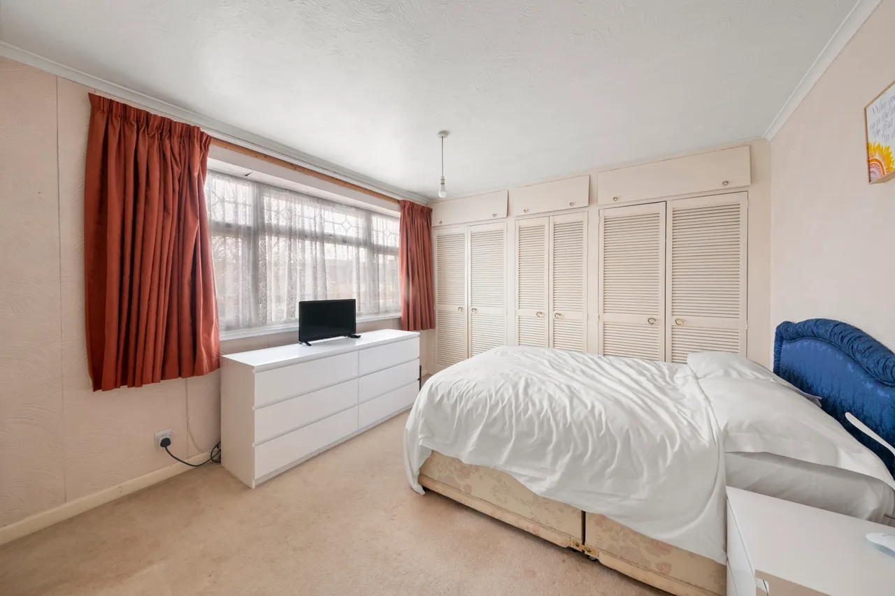 Doncaster Drive, Northolt, UB5, photo 8