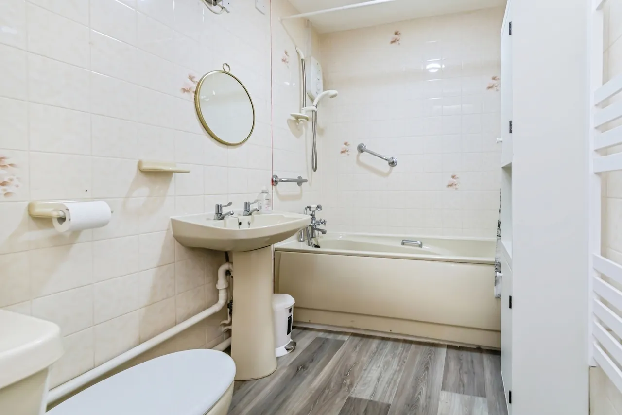 Marlowe Lodge, 326 Wickham Road, Croydon, CR0, photo 6