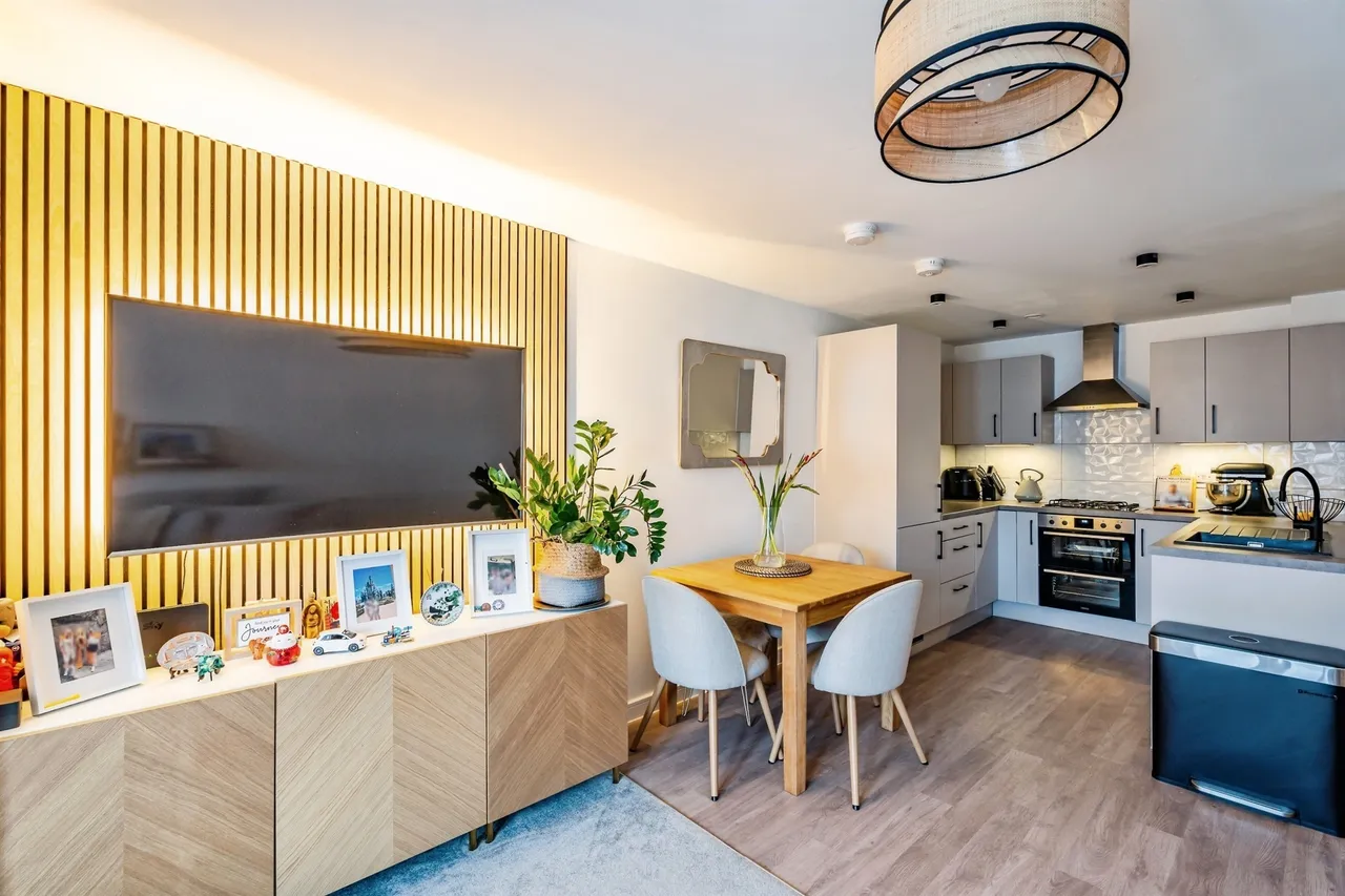 Newlands Place, Seaford, photo 2