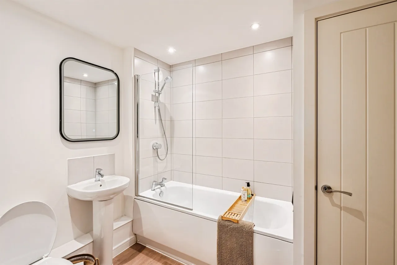 Newlands Place, Seaford, photo 10