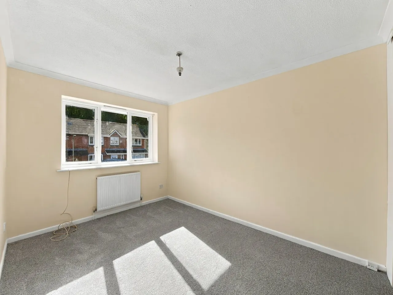 Cefn Close, Glyncoch, photo 11