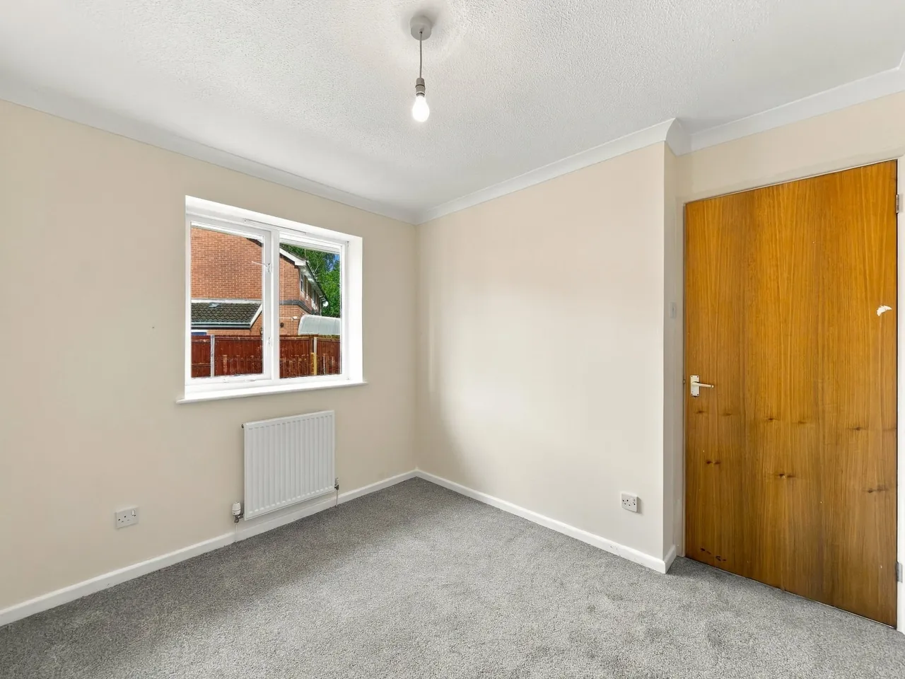 Cefn Close, Glyncoch, photo 13
