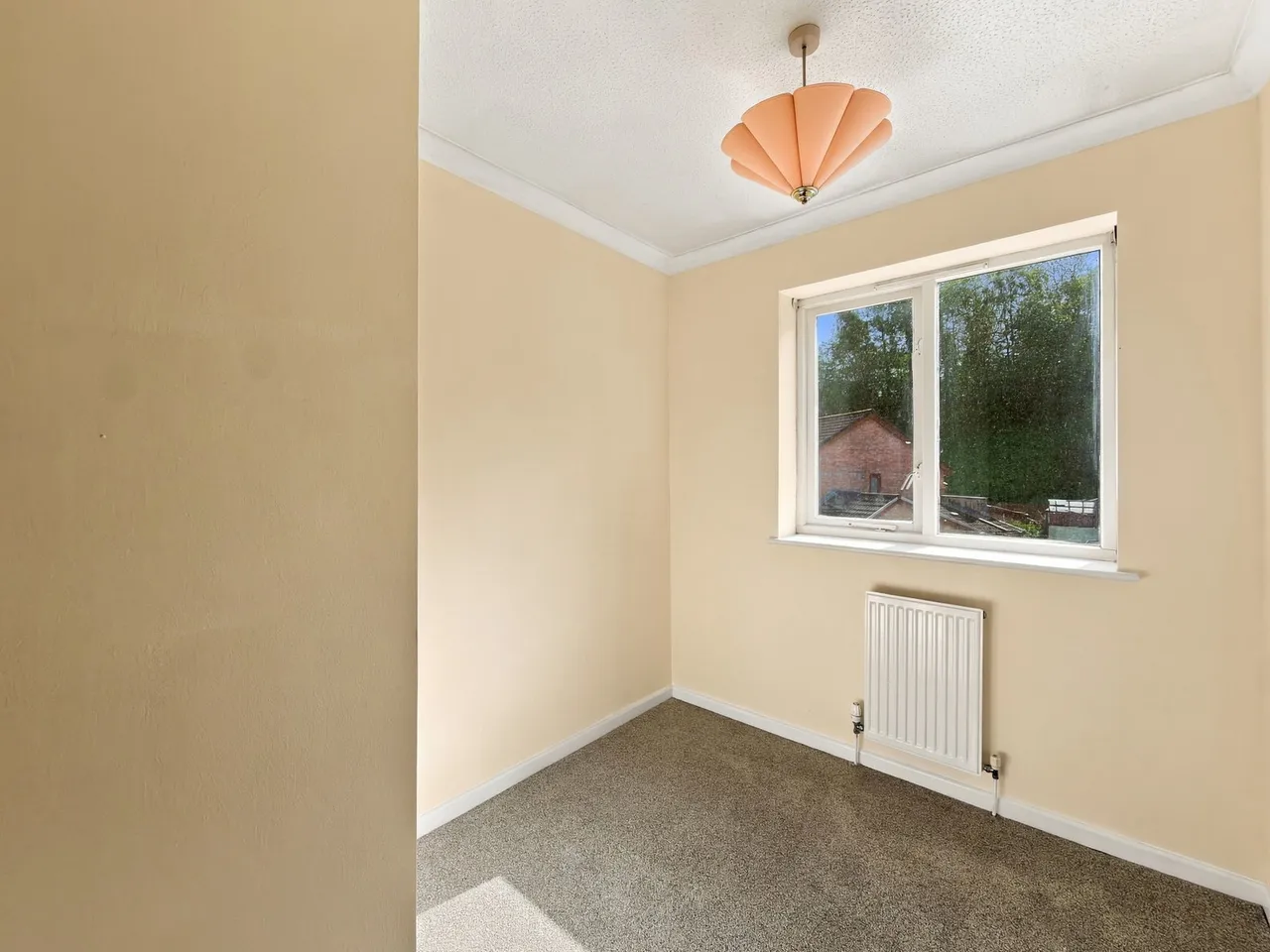 Cefn Close, Glyncoch, photo 14