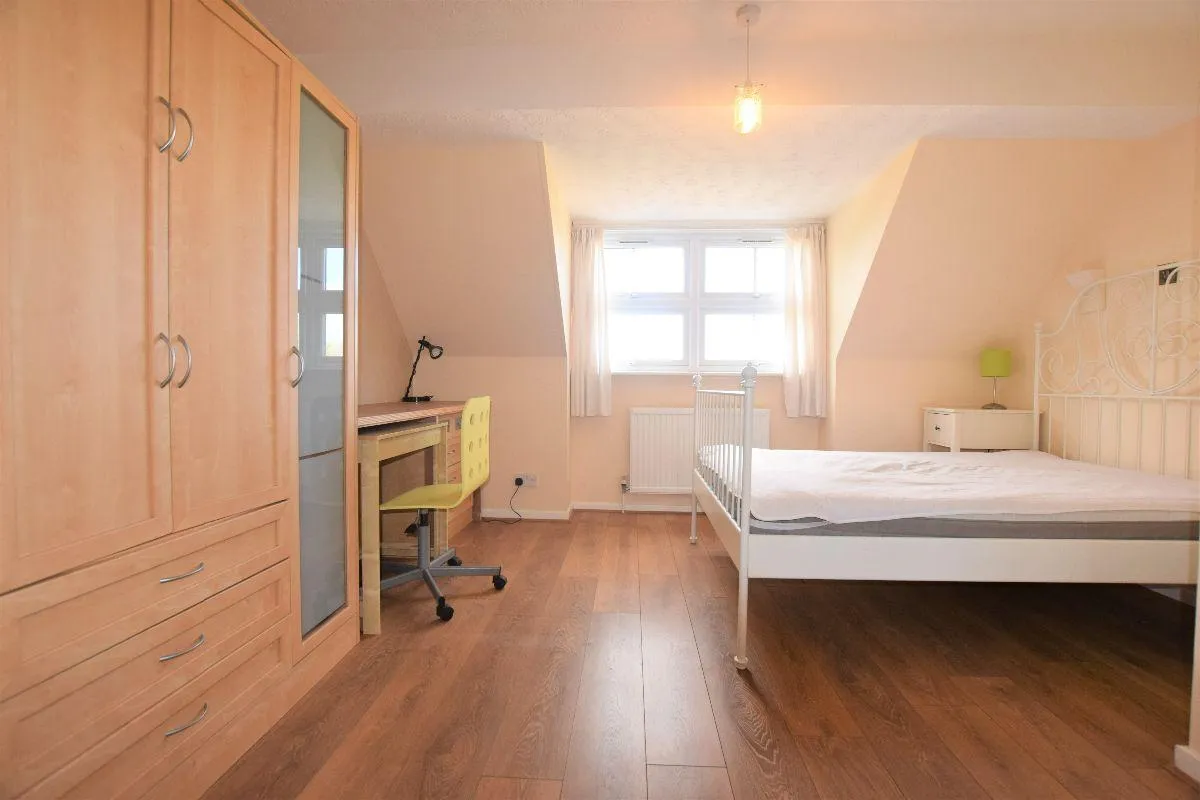 Bedroom Student Home, Henry Court, CT1, photo 2