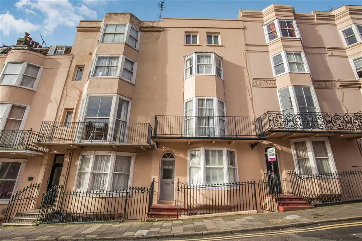 Bedford Square, BRIGHTON, photo 9