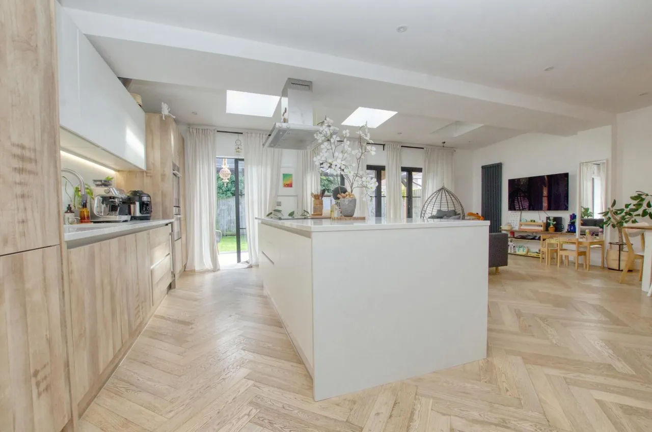 208 Peartree Avenue, Bitterne, Southampton, Hampshire, SO19 7RB, photo 9