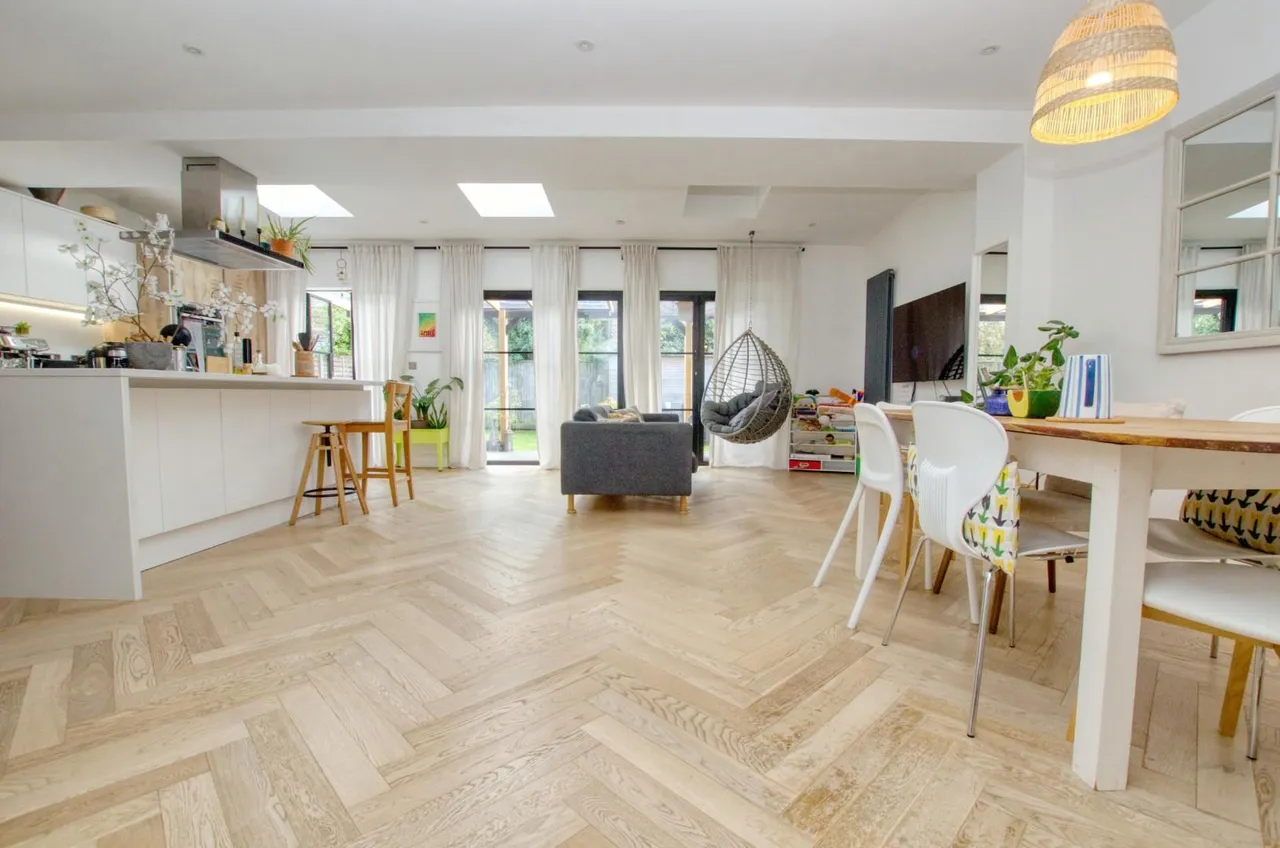 208 Peartree Avenue, Bitterne, Southampton, Hampshire, SO19 7RB, photo 6