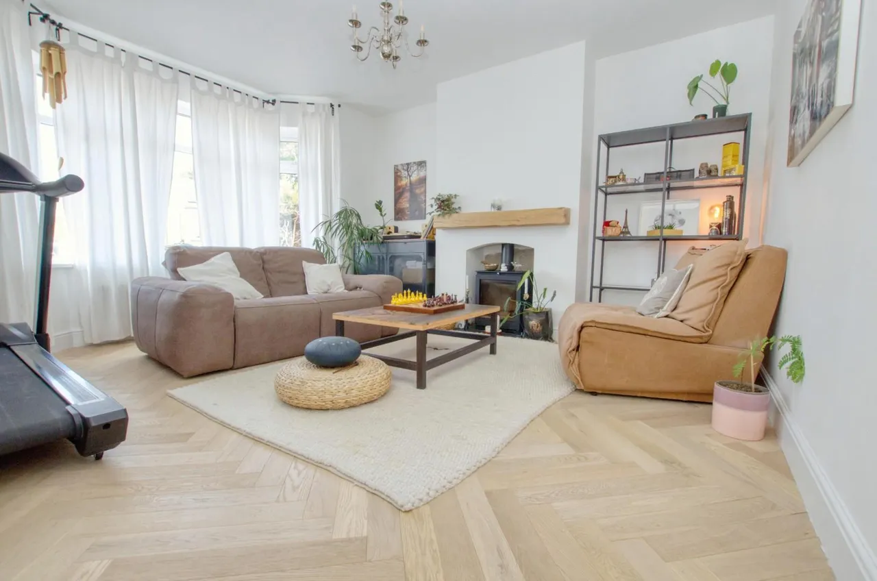 208 Peartree Avenue, Bitterne, Southampton, Hampshire, SO19 7RB, photo 2