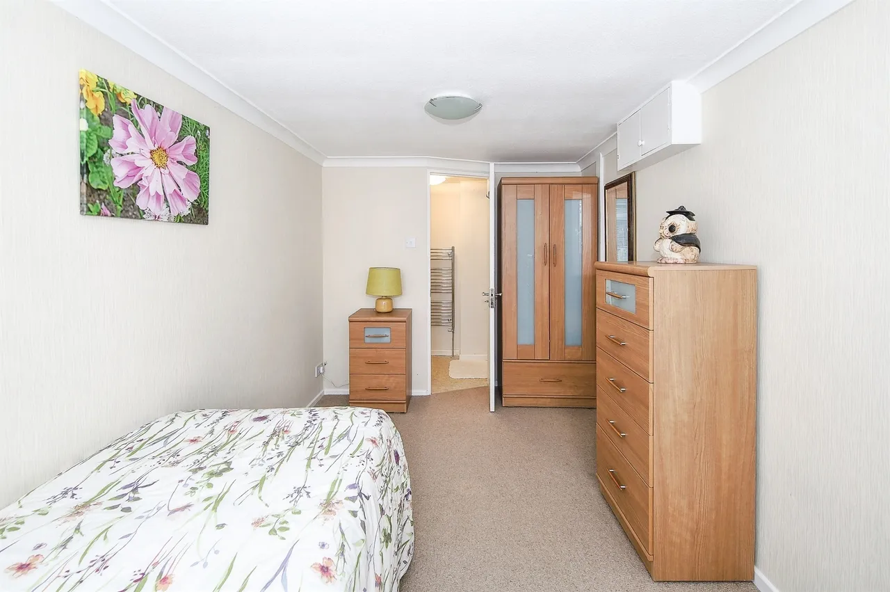Needlers End Lane, Balsall Common, CV7, photo 17