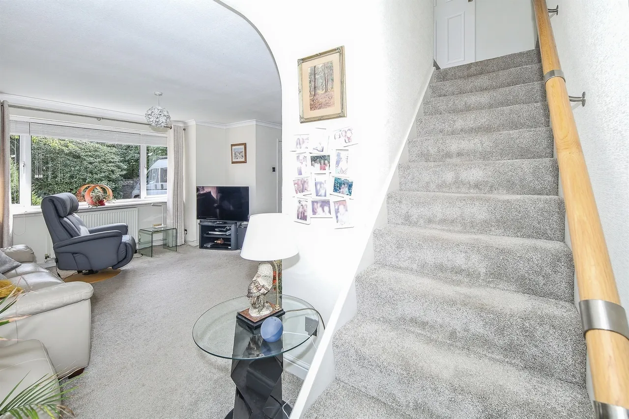 Needlers End Lane, Balsall Common, CV7, photo 9