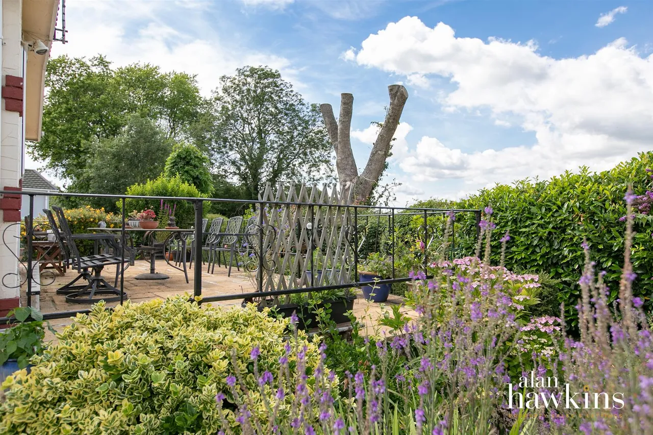 Lillybrook Estate, Bradenstoke, SN15, photo 25